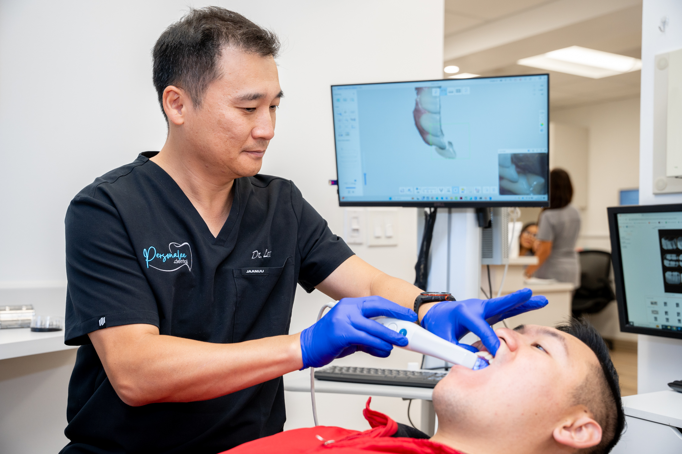 Emergency Dental Care in Woodland Hills, CA Emergency Dental Care in Woodland Hills, CA